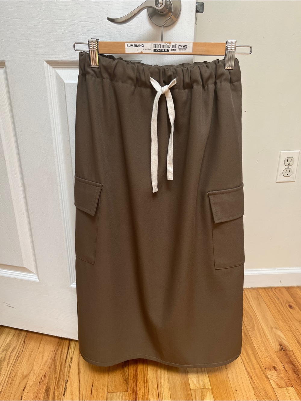 Drawstring Midi Skirt in Olive